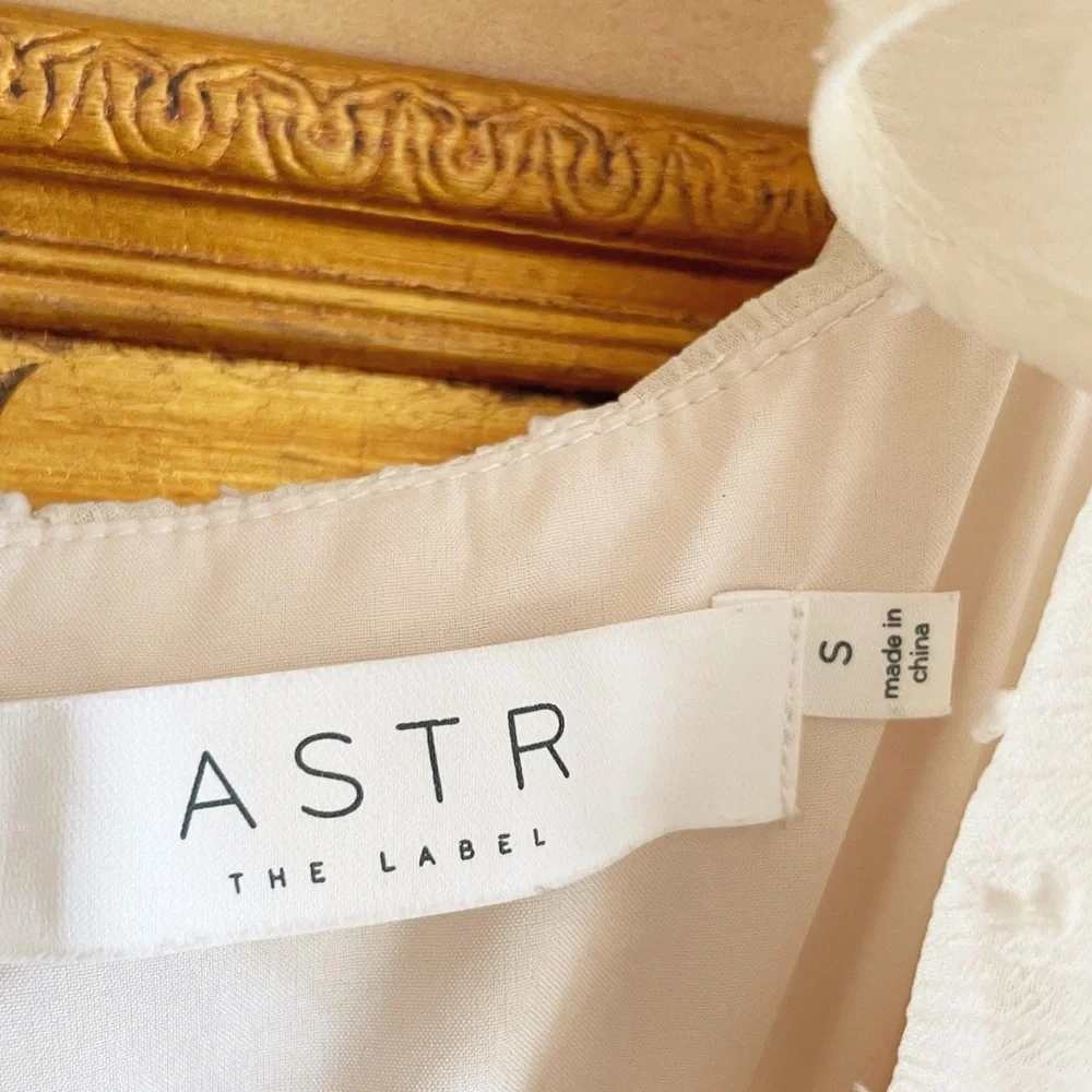 ASTR Ivory Cream Off White Swiss Dot Textured Ruched Ruffle Cut Out Midi Dress - Picture 14 of 17